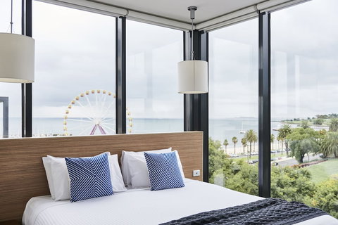 Vue Apartments Geelong - Hervey Bay Accommodation 3