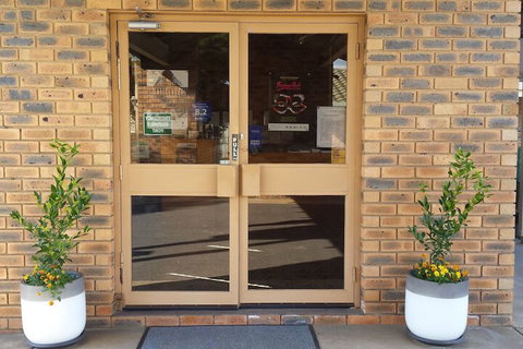 Sandhurst Motor Inn Bendigo - Hervey Bay Accommodation 1