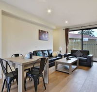 Comfort Inn  Apartments Dandenong - Hervey Bay Accommodation