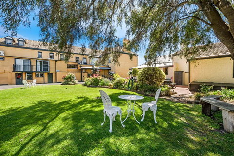 Comfort Inn Port Fairy - Hervey Bay Accommodation 4