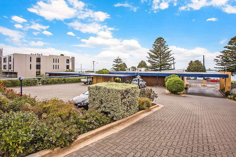Comfort Inn Richmond Henty - Hervey Bay Accommodation 1