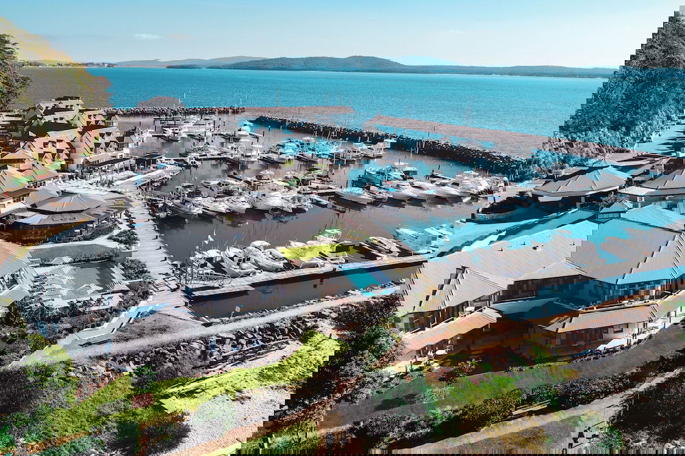  Hervey Bay Accommodation