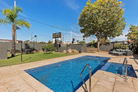 Bendigo Homestead Motor Inn & Apartments - Hervey Bay Accommodation 6