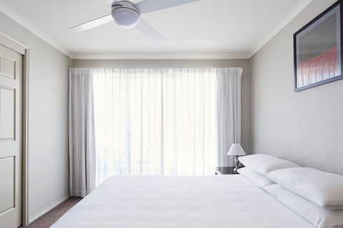 Pinnacle Apartments - Hervey Bay Accommodation 3