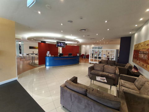 Ramada Encore Dandenong - Hervey Bay Accommodation 3