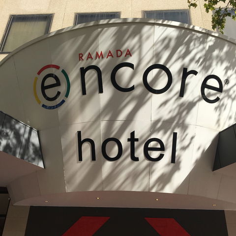 Ramada Encore Dandenong - Hervey Bay Accommodation 0