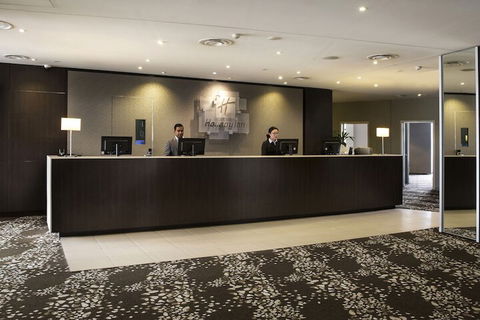 Holiday Inn Melbourne Airport, An IHG Hotel - Tourism Hervey Bay 3