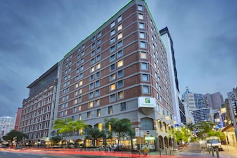 Holiday Inn Darling Harbour, An IHG Hotel - Hervey Bay Accommodation 0