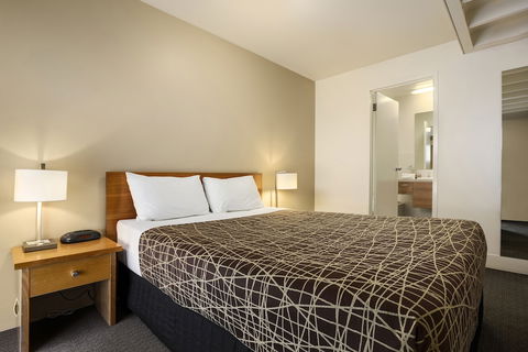 Old Woolstore Apartment Hotel - Hervey Bay Accommodation 3