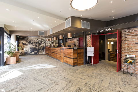 Old Woolstore Apartment Hotel - Hervey Bay Accommodation 1