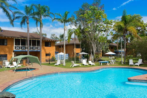 Vacation Village - Tourism Hervey Bay 1