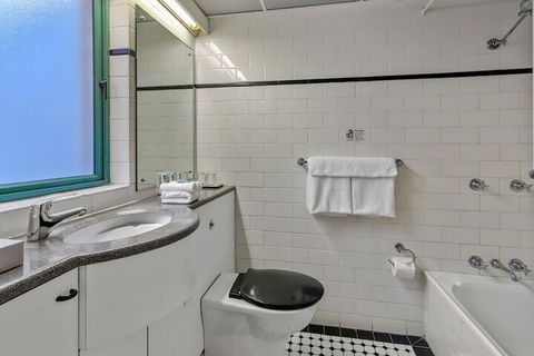 Morgans Boutique Hotel - Tourism Hervey Bay 7