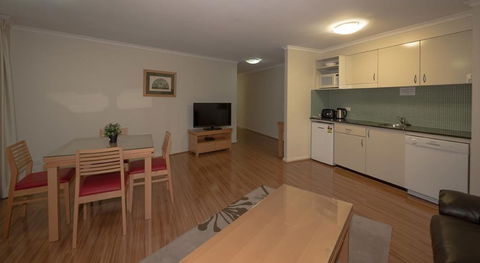 Napoleon On Kent - Hervey Bay Accommodation 6