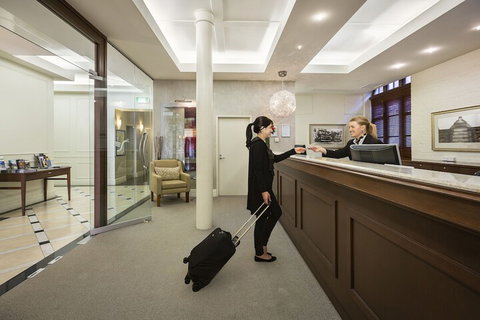 Quest Launceston Serviced Apartments - Hervey Bay Accommodation 3