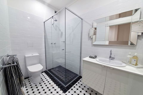 Mansions On Pulteney - Hervey Bay Accommodation 6