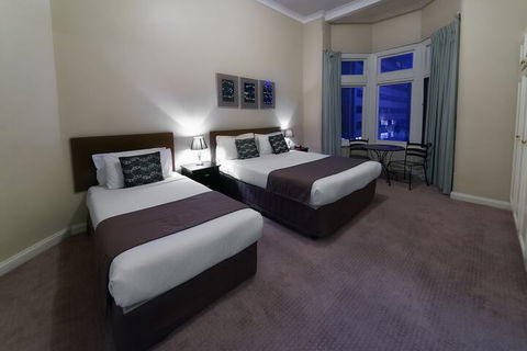 Mansions On Pulteney - Hervey Bay Accommodation 7