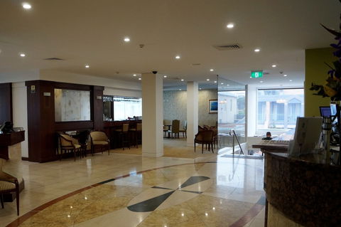 NOAH'S On The Beach - Hervey Bay Accommodation 0
