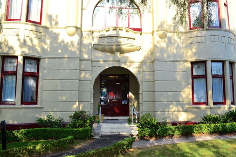 Toorak Manor - Tourism Hervey Bay 0