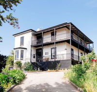 The Dragonfly Inn - Hervey Bay Accommodation