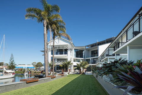 Sails Port Macquarie - By Rydges - Hervey Bay Accommodation 2