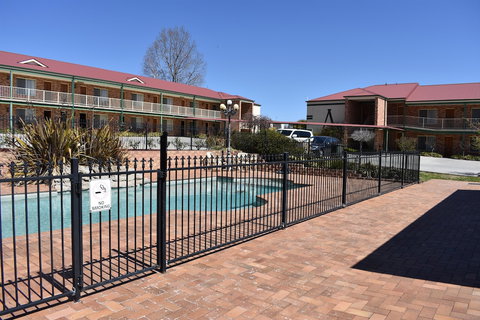 Best Western Plus Ambassador Orange - Hervey Bay Accommodation 4