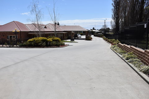 Best Western Plus Ambassador Orange - Hervey Bay Accommodation 0