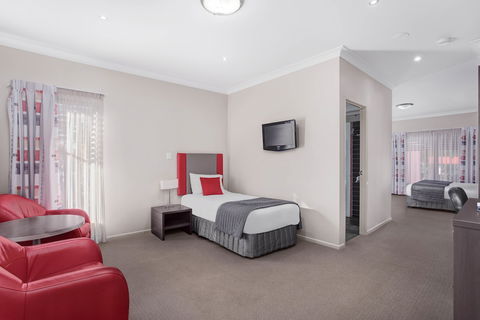 Platinum International - Tourism Hervey Bay 4