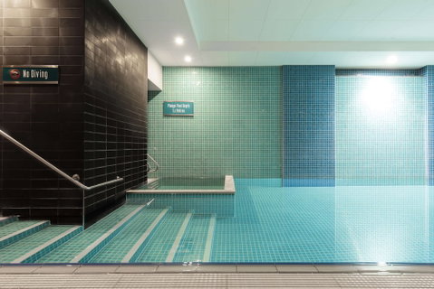 Oaks Glenelg Plaza Pier Suites - Hervey Bay Accommodation 0