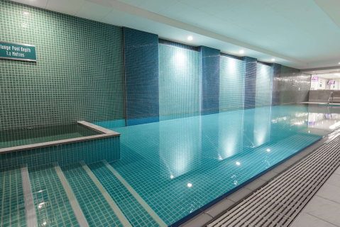 Oaks Glenelg Plaza Pier Suites - Hervey Bay Accommodation 1