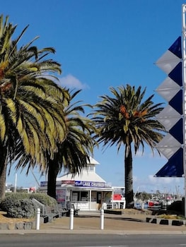 Banjo Paterson Motor Inn - Hervey Bay Accommodation 2