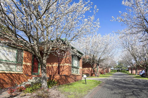 Mount Waverley Townhouses - Hervey Bay Accommodation 2