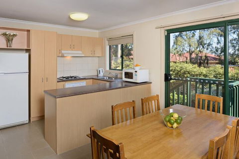 Mount Waverley Townhouses - Hervey Bay Accommodation 3
