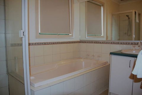 Mount Waverley Townhouses - Hervey Bay Accommodation 4