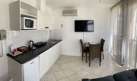 Ensenada Motor Inn And Suites - Hervey Bay Accommodation 6