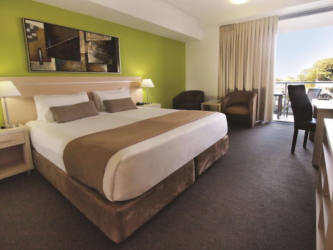 Oaks Townsville Gateway Suites - Hervey Bay Accommodation 6