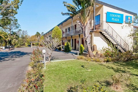 Comfort Inn Country Plaza Taree - Hervey Bay Accommodation 1
