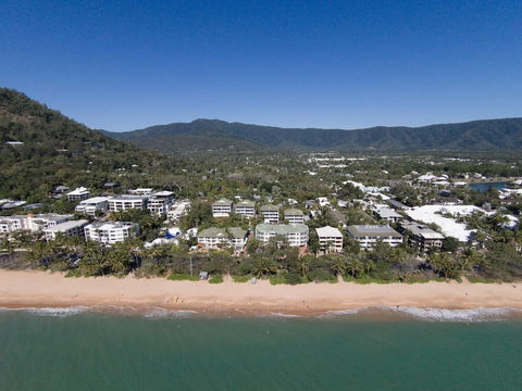 On The Beach Holiday Apartments - Tourism Hervey Bay 0