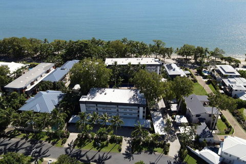 Agincourt Beachfront Apartments - Tourism Hervey Bay 1