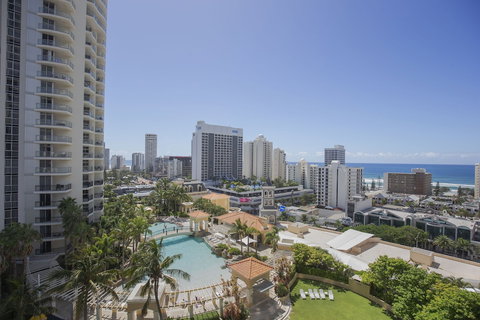 Mantra Towers Of Chevron - Hervey Bay Accommodation 4