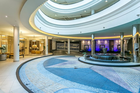 Mantra Towers Of Chevron - Hervey Bay Accommodation 5