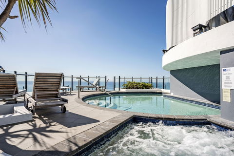 The Wave Resort - Tourism Hervey Bay 2