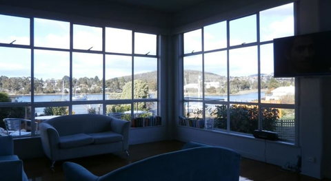 Waterfront Lodge Motel - Hervey Bay Accommodation 1