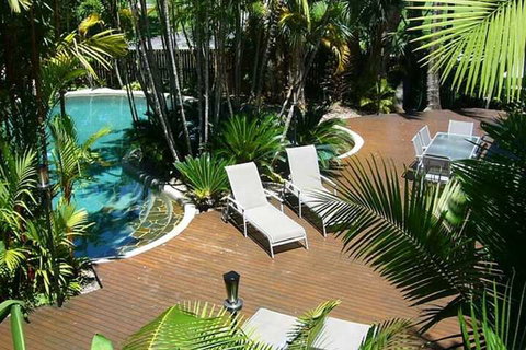 Port Douglas Retreat - Hervey Bay Accommodation 2