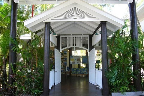 Port Douglas Retreat - Hervey Bay Accommodation 1