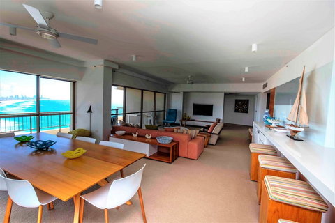 Gemini Court Holiday Apartments - Hervey Bay Accommodation 4