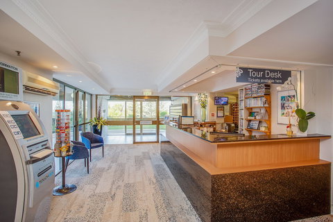 Gemini Court Holiday Apartments - Hervey Bay Accommodation 3