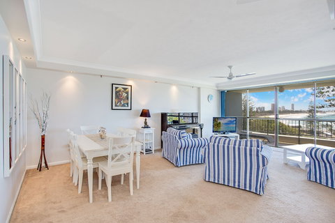 Gemini Court Holiday Apartments - Hervey Bay Accommodation 6