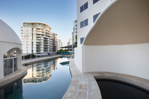 Mantra Zanzibar - Hervey Bay Accommodation 5