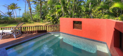 Castaways Resort & Spa Mission Beach - Tourism Hervey Bay 4