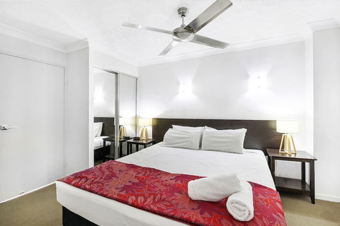 Broadbeach Travel Inn Apartments - Tourism Hervey Bay 6